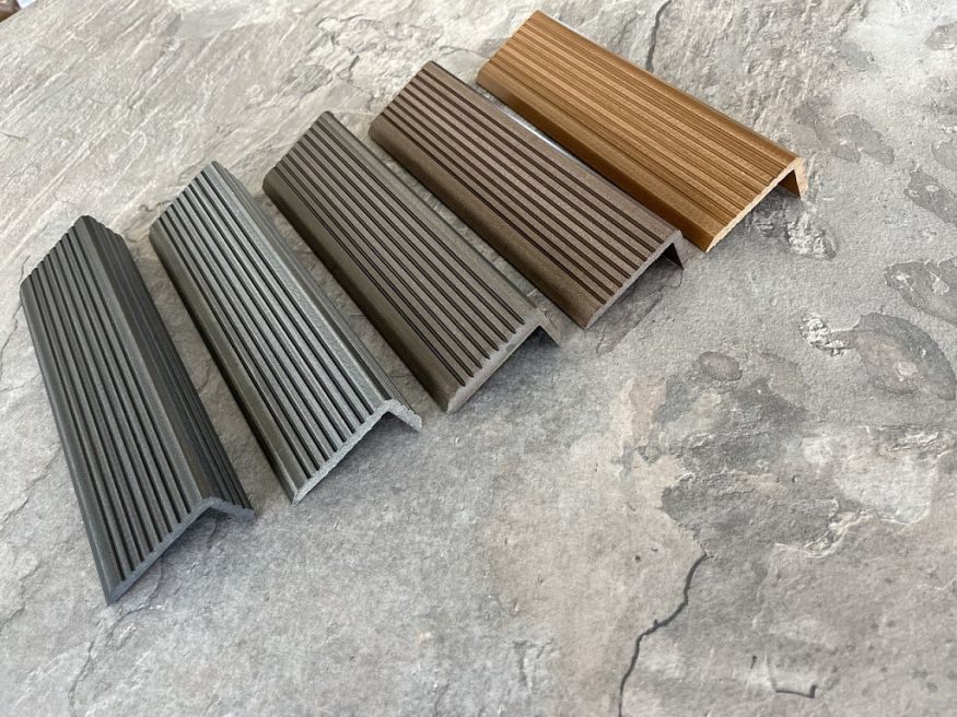 Уголок из ДПК Latitudo Венге купить в Симферополe