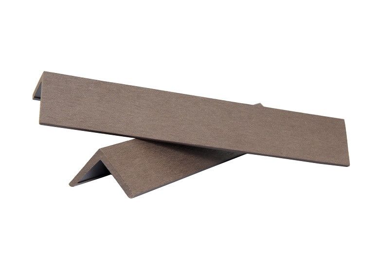 Уголок ДПК завершающий шлифованный SINGARAJA коричневого цвета купить в Симферополe