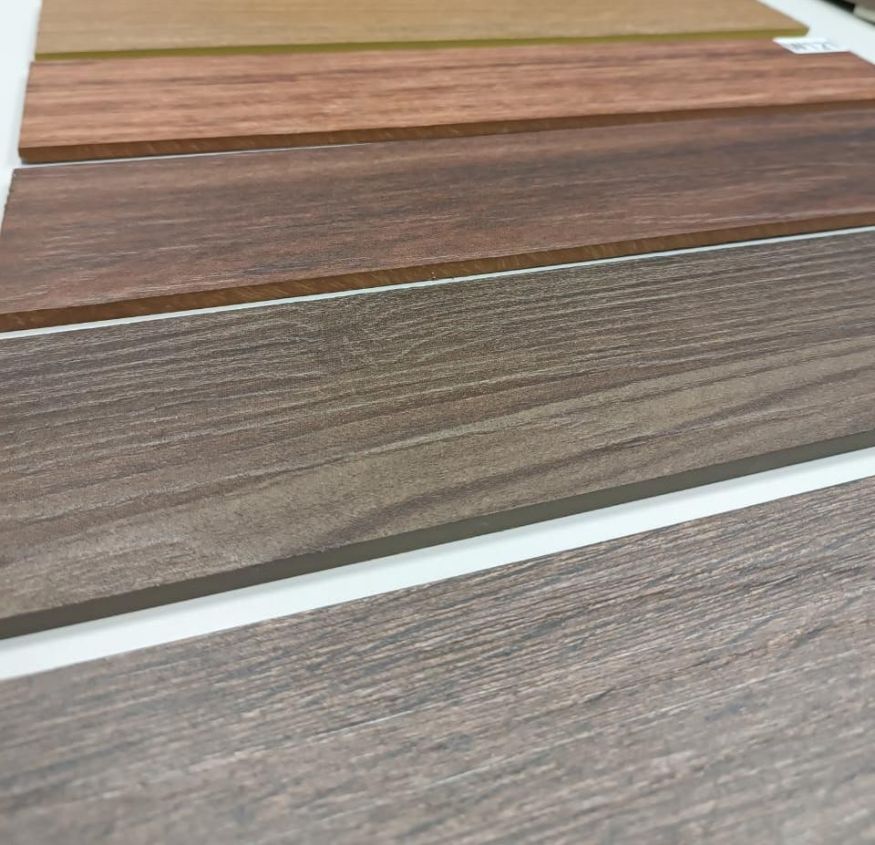 Фиброцементный сайдинг SidWood с древесной текстурой W-131 Клик купить в Симферополe